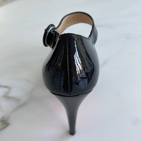 Christian Louboutin Mary Jane Patent Leather Pump S:6 - Picture 8 of 12